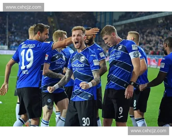 德乙足球联赛精彩直播全程呈现 球迷必看赛事分析与实时比分更新 德乙足球联赛精彩直播全程呈现 球迷必看赛事分析与实时比分更新